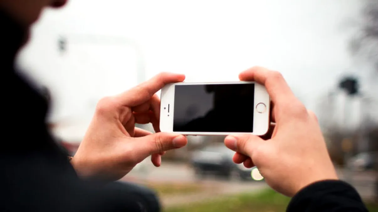 Cum blochezi rotirea ecranului la Android, iPhone sau iPad