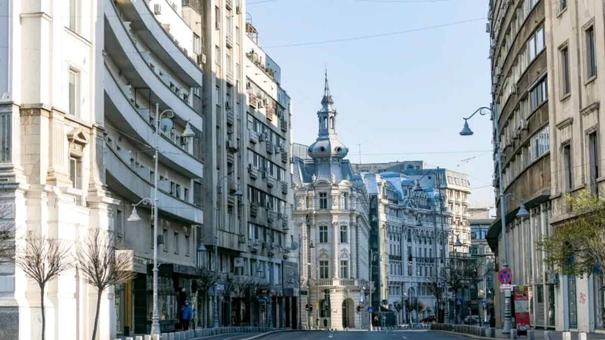 Schimbări în București: care-s străzile care devin pietonale și pe care mașinile nu mai au voie