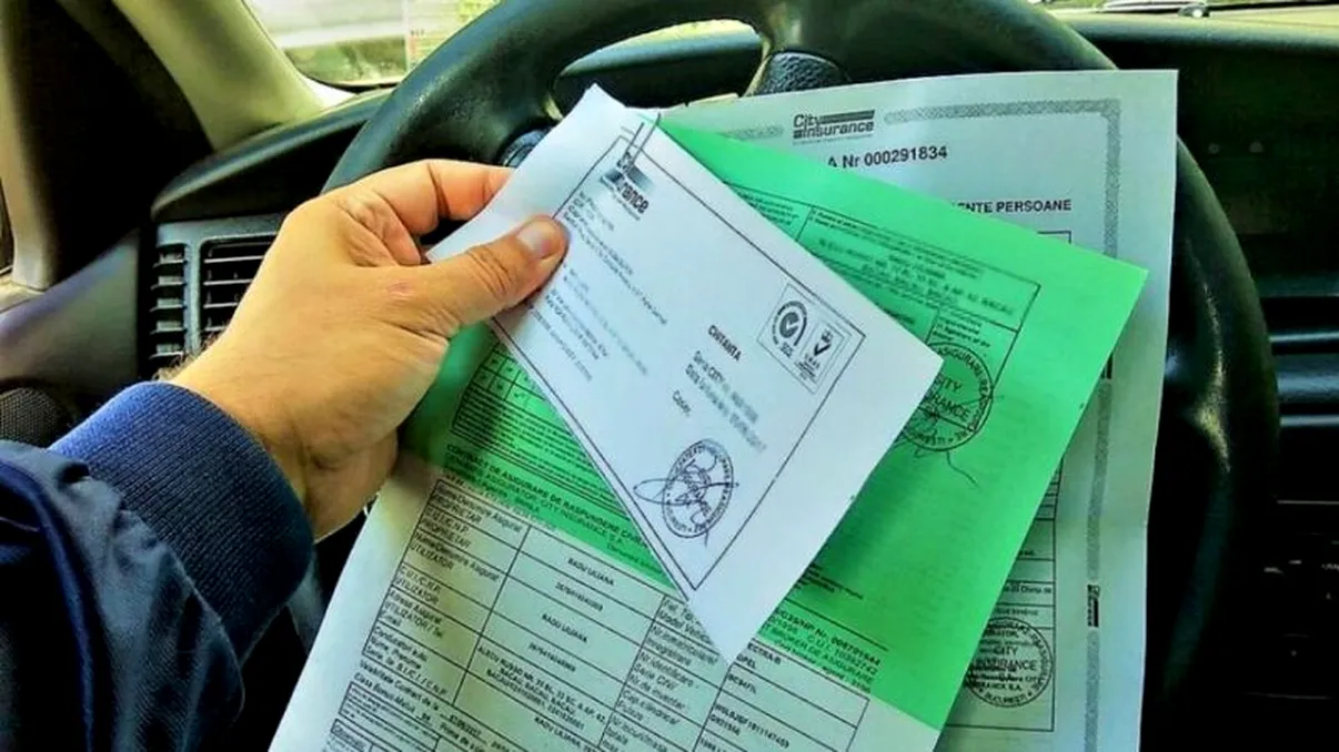 Problemele continuă pentru șoferi: ce se întâmplă cu polița RCA