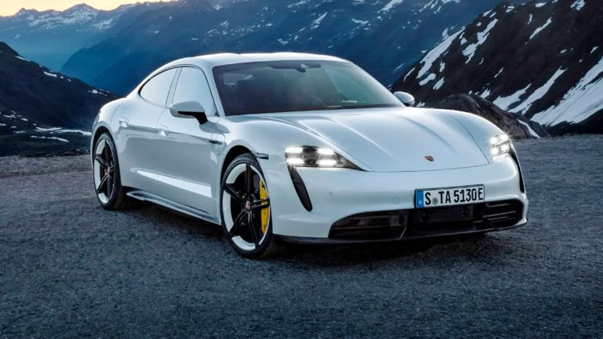 Tesla pierde în fața Porsche: ce record au doborât nemții