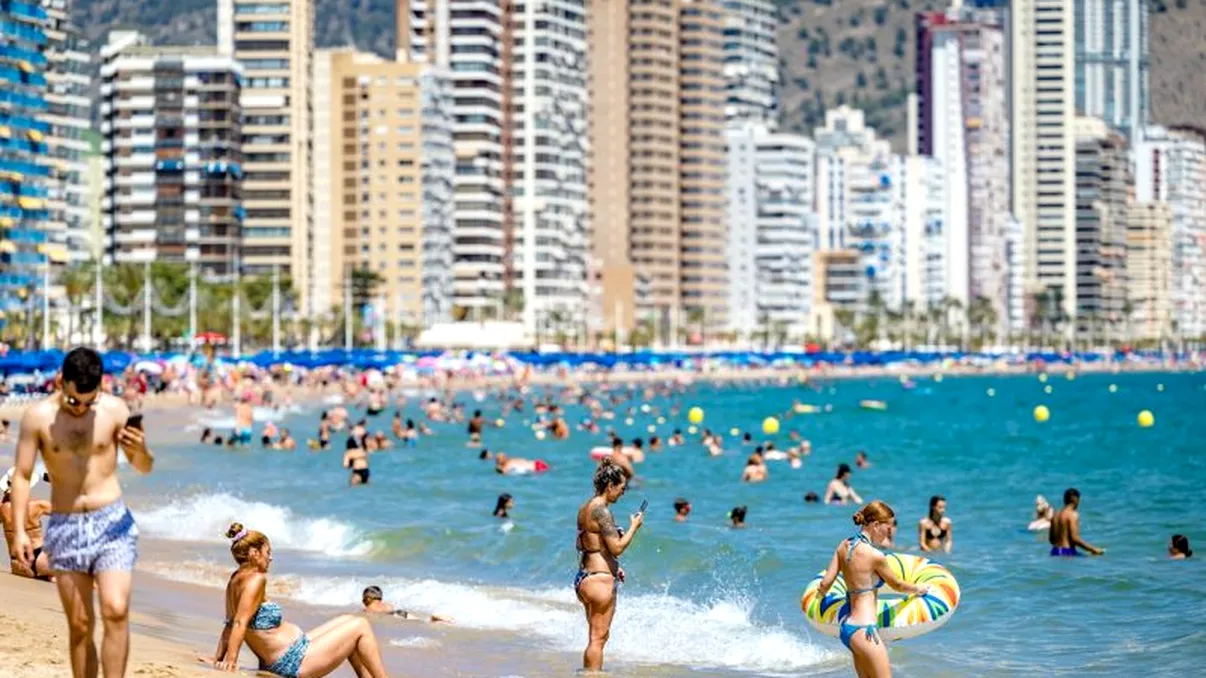 Românii nu mai merg în Grecia și Turcia, visează la alte vacanțe: cum s-au schimbat destinațiile de concediu
