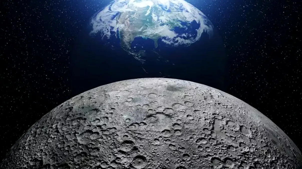Luna a fost 