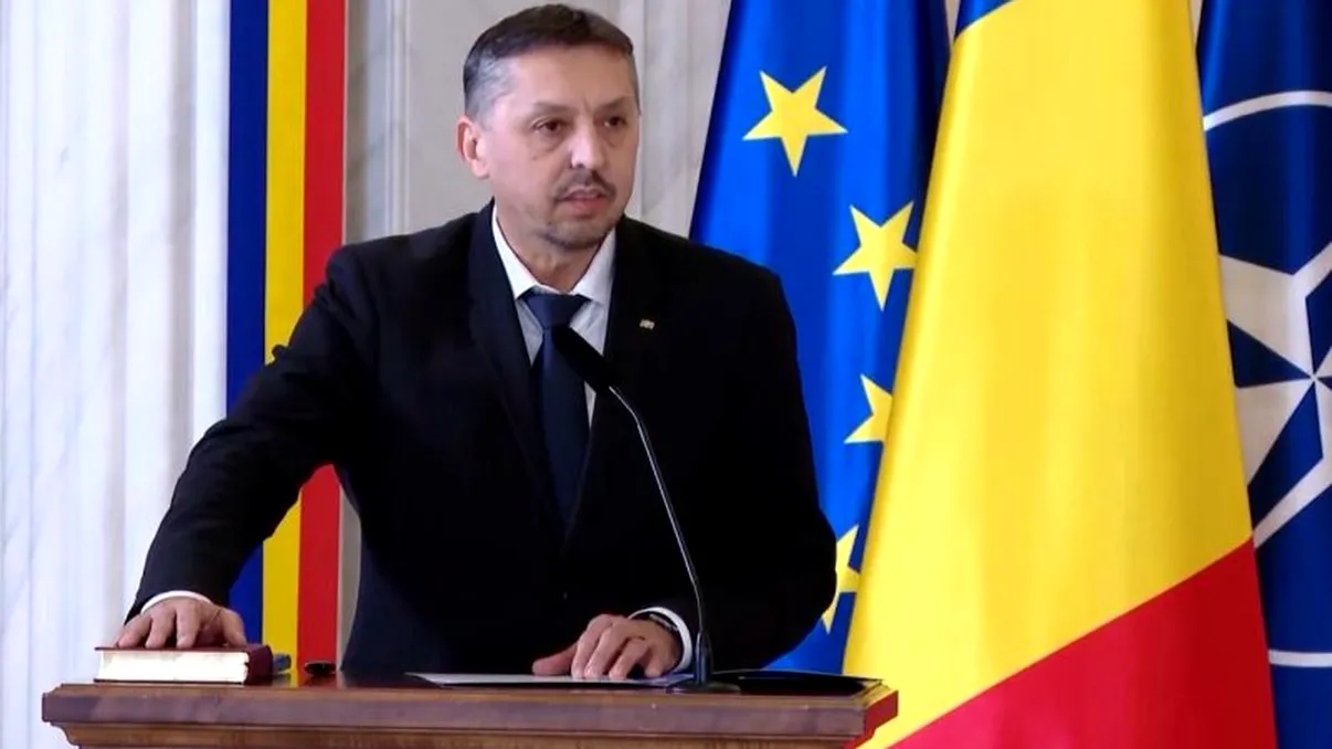 Ministrul Educației, Daniel David, anunță restructurări. ”Este inevitabil”
