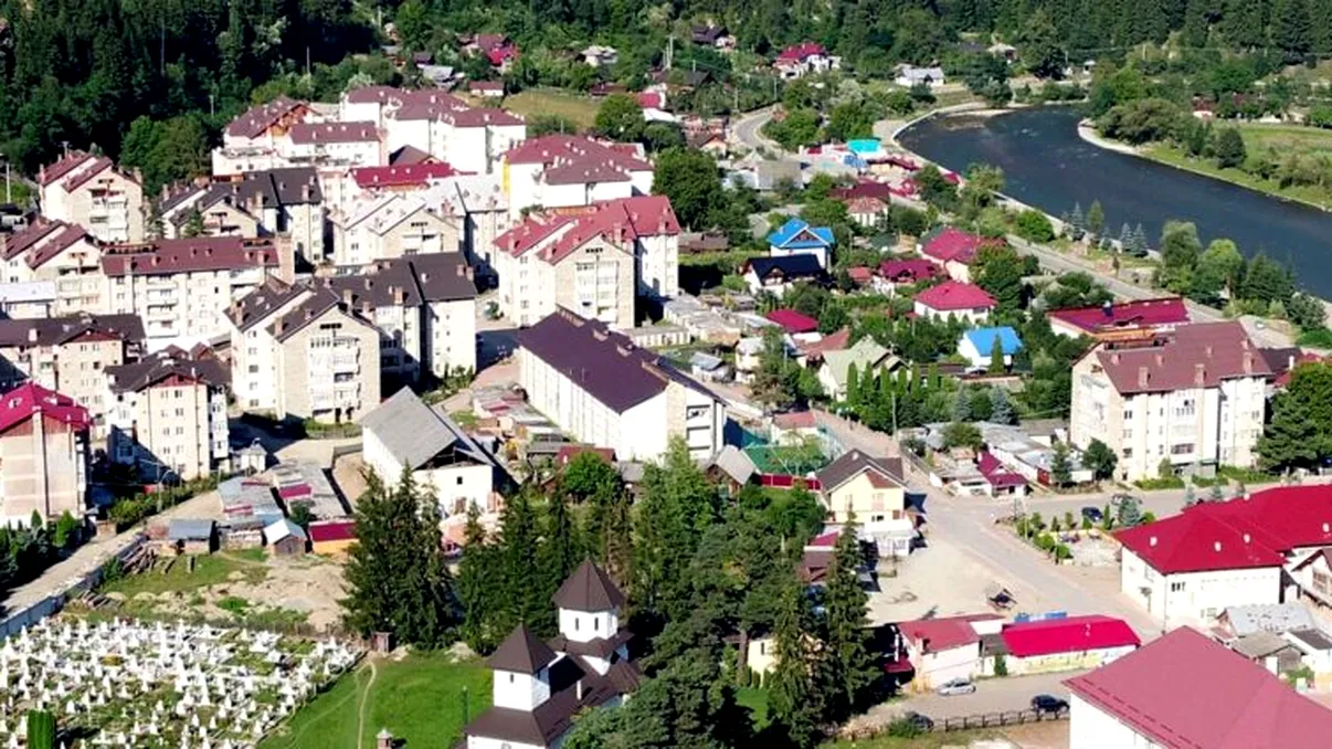 Cel mai mare oraș din România are sub 5.200 de locuitori, dar e mai întins decât București, Cluj-Napoca și Timișoara la un loc