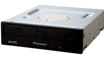 Pioneer si Buffalo se dueleaza in premiere