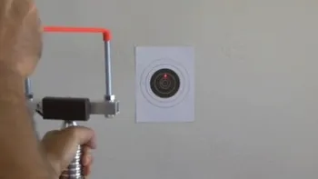 Sniper cu prastia [+Video]