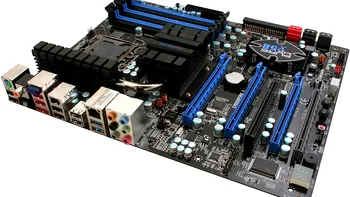 Sapphire: noile placi de baza cu Intel