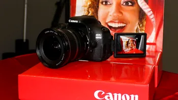Canon EOS 600D si 1100D: camere noi pentru incepatorii in ale DSLR-ului