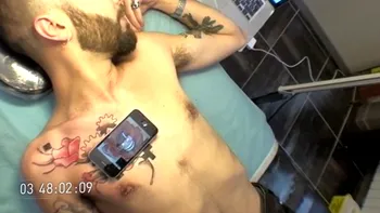Tatuaje animate cu ajutorul codurilor QR [+VIDEO]