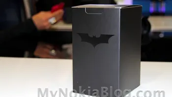 Editie (Extrem) de limitata Nokia Lumia 800 - The Dark Knight Rises