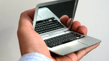 Oglinda, oglinjoara, cine este cea mai mare admiratoare Apple din tara?