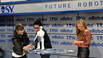 Robotelul Bieber - Tesy este inima evenimentului la CES 2012