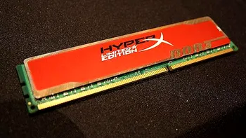 Kingston lanseaza memorii HyperX Limited Edition de culoare rosie