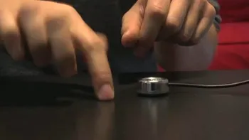 Un microfon ieftin, un soft inteligent si... trecem la cantat. Oriunde!
