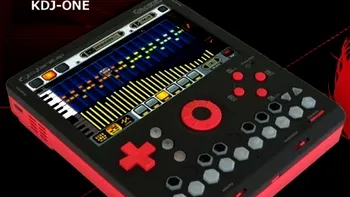 KDJ-One, aparat de mixat cu fata de Game Boy