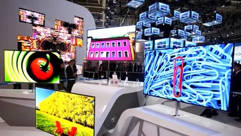 Samsung a adus la CES 2012 viitorul televizoarelor - Super OLED TV 