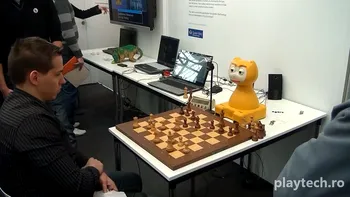 LIREC la CeBIT: Cat de sociali pot fi robotii?... [+VIDEO]