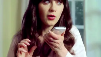 Apple apeleaza la vedete pentru noile reclame la iPhone 4S