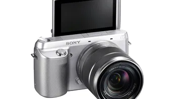 Sony lanseaza doua noi camere foto: NEX-F3 si SLT-α37