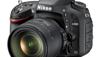 Nikon D600 - Cel mai mic DSLR Full Frame