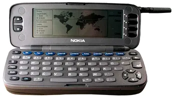 Unul din sapte oameni foloseste un smartphone