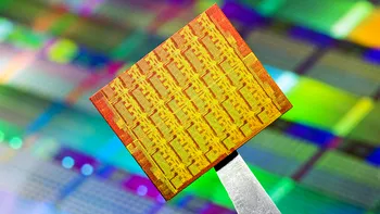 Apple se gandeste, din nou, sa renunte la cipurile Intel...