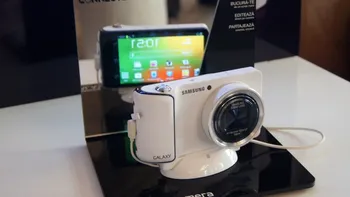 Samsung Galaxy Camera - Camera foto cu telefon mobil atasat