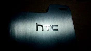 HTC M7 iese la lumina pe internet