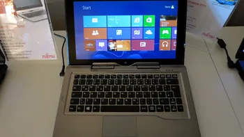 Fujitsu Stylistic Q702 - O tableta cu Windows 8 Pro