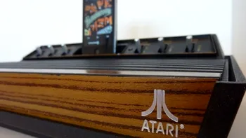 Modding de Atari 2600 in... dock de iPhone