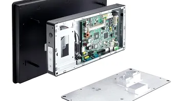 Axiomtek lanseaza un computer de 15,6 inci, cu racire complet pasiva
