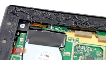iFixit: Topul celor mai greu de reparat tablete e castigat de Microsoft