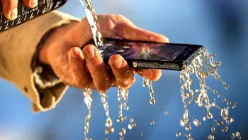 Smartphone-urile Xperia Z se inchid singure, aleatoriu si permanent