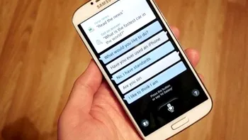S Voice face glume pe seama lui Siri, iar Samsung face glume pe seama iPhone-ului