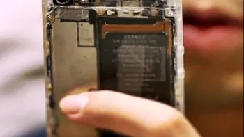Cat costa sa-ti faci iPhone-ul 5 transparent?