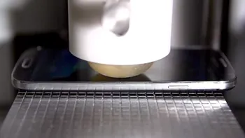 Samsung ne arata cat de rezistent este Galaxy S4 [VIDEO]