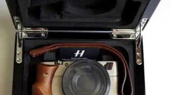 Hasselblad Stellar: un Sony RX100 imbracat in haine scumpe