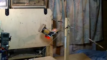 Hinamitetu - robotul gimnast face un cvadriplu backflip [VIDEO]