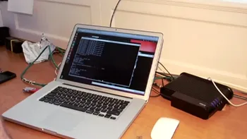 Un tanar a transformat un amplificator de semnal intr-un dispozitiv de hacking