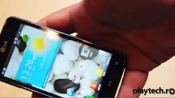 LG F5 in Unboxing [VIDEO]