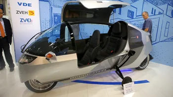 Monotracer la IFA 2013 - Motor electric cu doua locuri si 328 km/h viteza