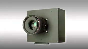 Un nou senzor full frame Canon filmeaza licurici in intuneric [+VIDEO]