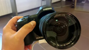 Samsung Galaxy NX - Am telefon pe camera foto