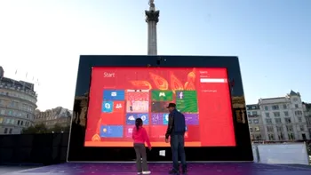 Marketing creativ cu un Surface 2 gigant, in mijlocul Londrei [VIDEO]