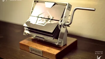 Giphoscope îţi transformă GIF-urile preferate în opere de artă