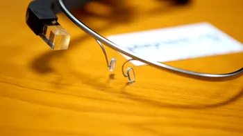 Folosirea Google Glass la volan atrage amenzi de circulatie