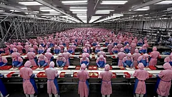Se mai şi moare pe linia de producţie iPhone 5C de la Pegatron...