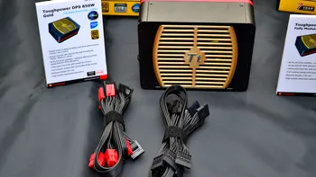 CES 2014: Thermaltake prezintă o nouă serie de surse PC 