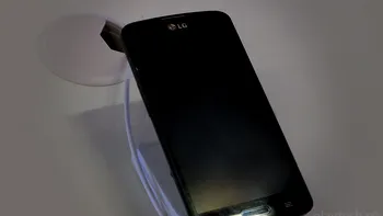 Mainstream LG F70, cu specificații complete