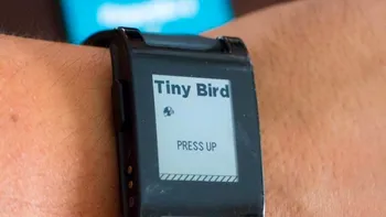 Tiny Bird, o clonă Flappy Bird este disponibilă pentru Pebble